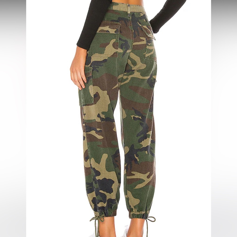 Super down camo joggers